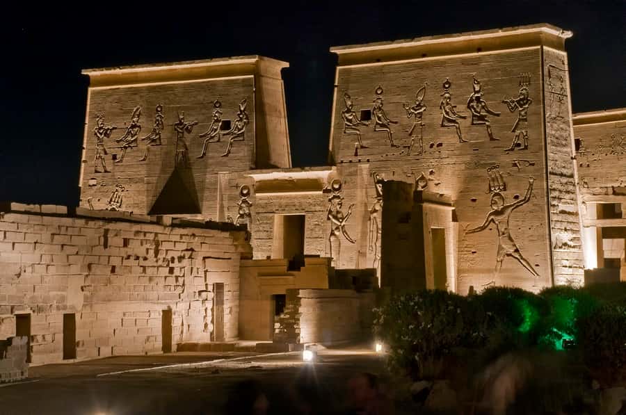 Aswan: Philae Temple Sound & Light Show with Entrance Fees - Crossing to Agilkia Island by boat