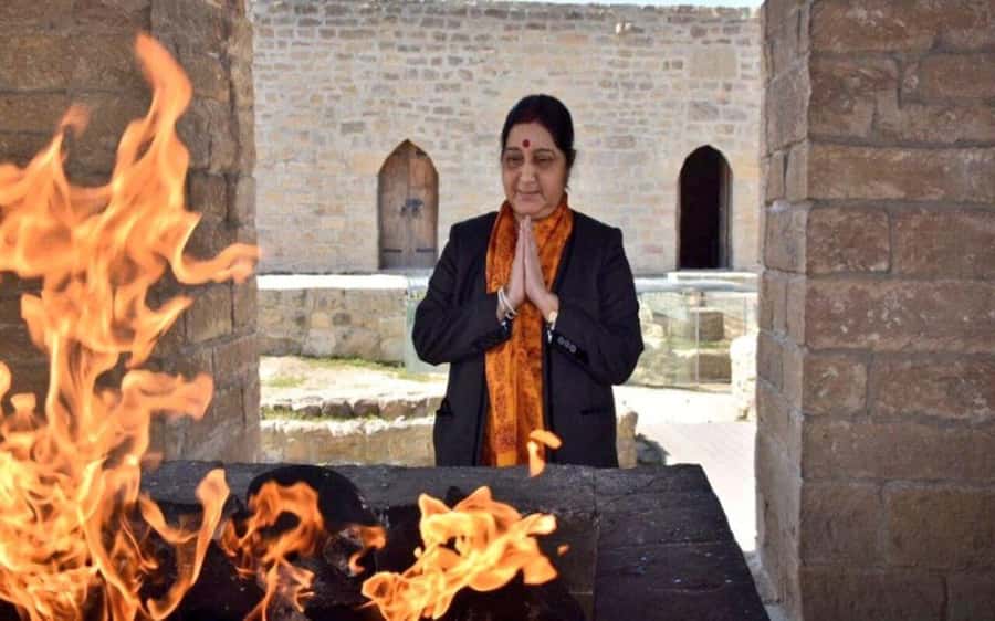 Ateshgah Fire temple and Burning mountain tour - Why this half-day route works