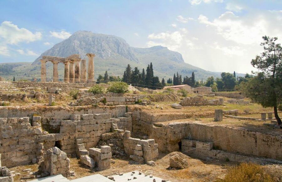 Athens: Day-Trip to Ancient Corinth, Hera Temple & Blue Lake - Five things to know before booking