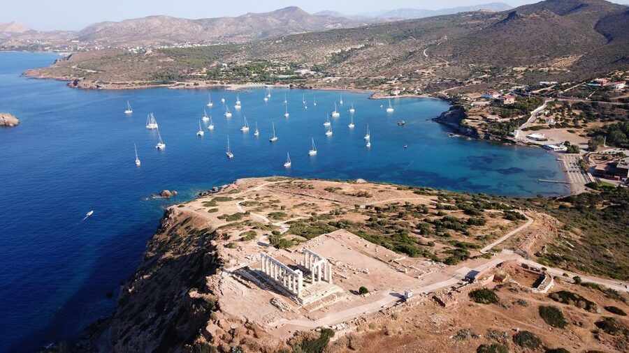 Athens: Temple of Poseidon and Cape Sounion Sunset Tour - Riding the Athenian Riviera south