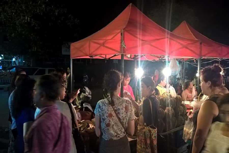 Ayutthaya Evening Tuk Tuk Temples Tour From Bangkok - Key points at a glance