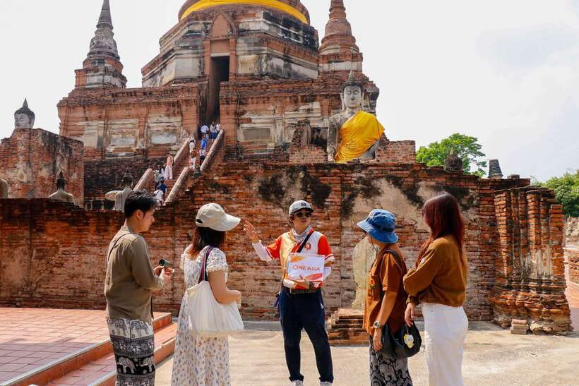 Ayutthaya One Day: Famous Temples & Bang Pa-In Palace Tour - The guide can make or break the day