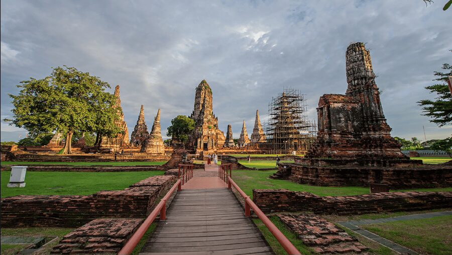 Ayutthaya One Day: Famous Temples & Bang Pa-In Palace Tour - What the $38 price really includes