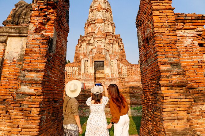 Ayutthaya Summer Palace and Temples Day Tour from Bangkok - Key points at a glance