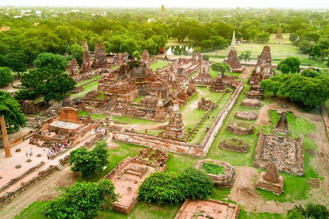 Ayutthaya Temples and River Cruise from Bangkok - How the guides shape the day