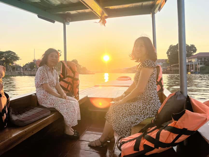 Ayutthaya Temples One Day Tour from Bangkok with Sunset Boat - Wat Ratchaburana and the first look at royal Ayutthaya