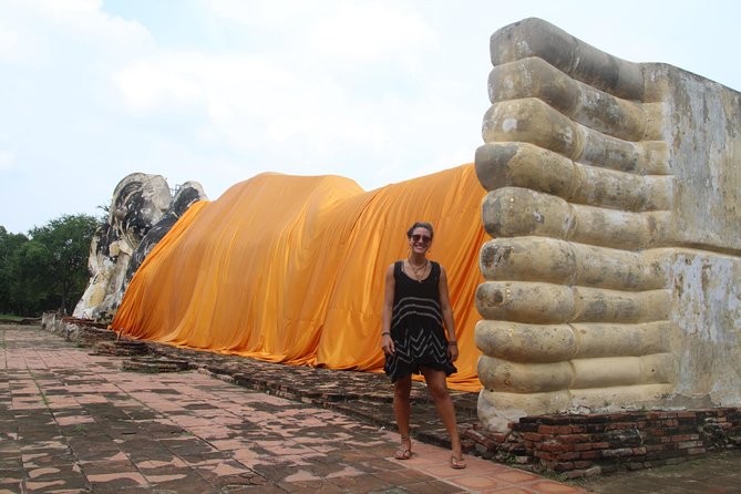 Ayutthaya Temples Tour from Bangkok with Grand Pearl River Cruise - Boarding the Grand Pearl at Wat Chong-lom Pier