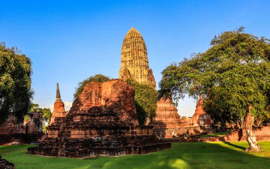 Ayutthaya: UNESCO Heritage Temples and Cafe Day Tour - Wat Ratchaburana and the route question