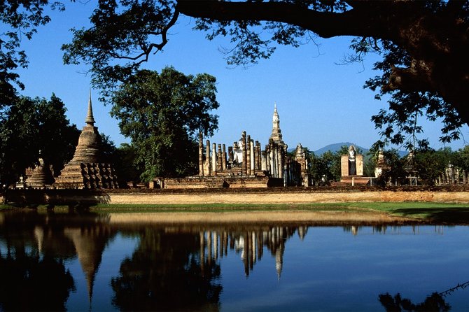 Ayutthaya UNESCO Temples Group Tour with Lunch - The early start from Bangkok