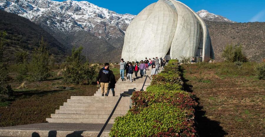 Bahá’í Temple, Winery and Lapis Lazuli + Private Transport - At the Bahá’í Temple in the Andes Foothills