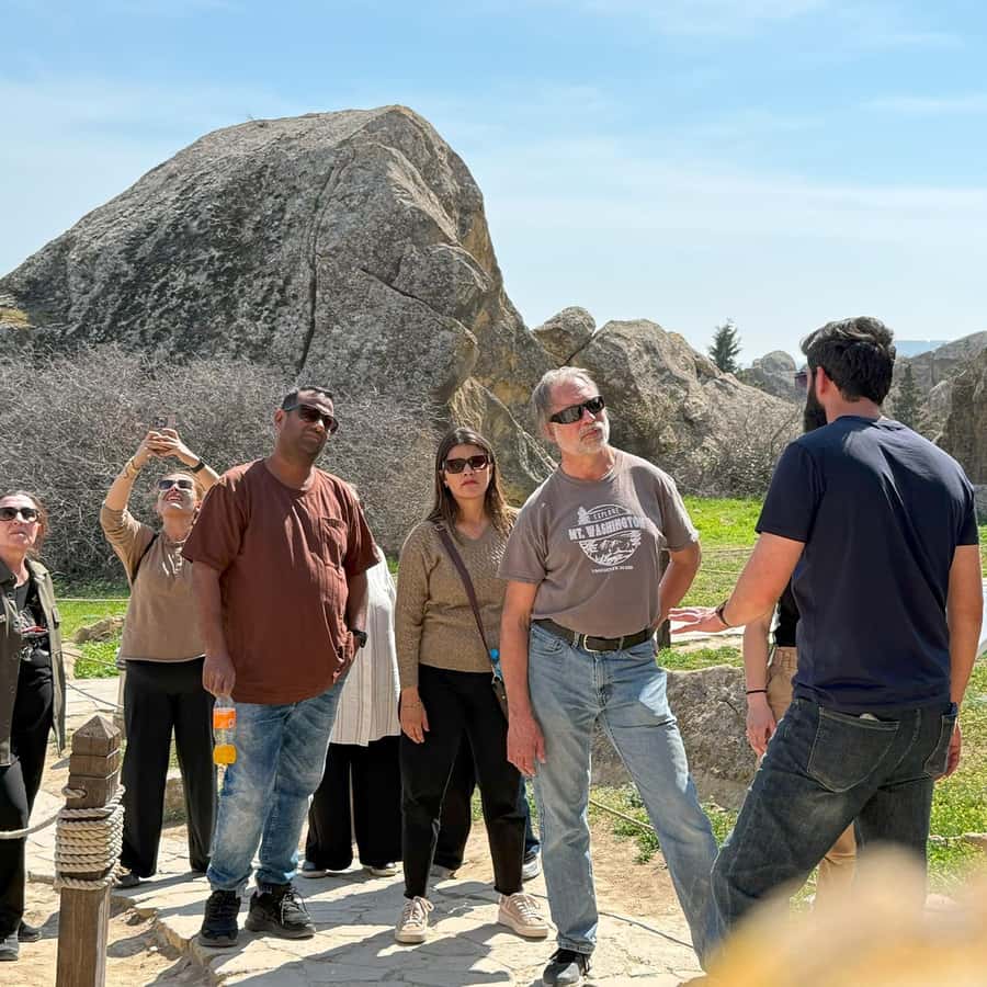 Baku: Gobustan, Mud Volcanoes, Fire Temple, & Yanar Dag Tour - Mud volcanoes and the extra ride you should budget for