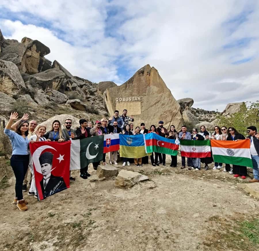Baku:Gobustan Mud Volcanoes Temple & Entry tickets included - Gobustan Rock Art Museum and ancient carvings