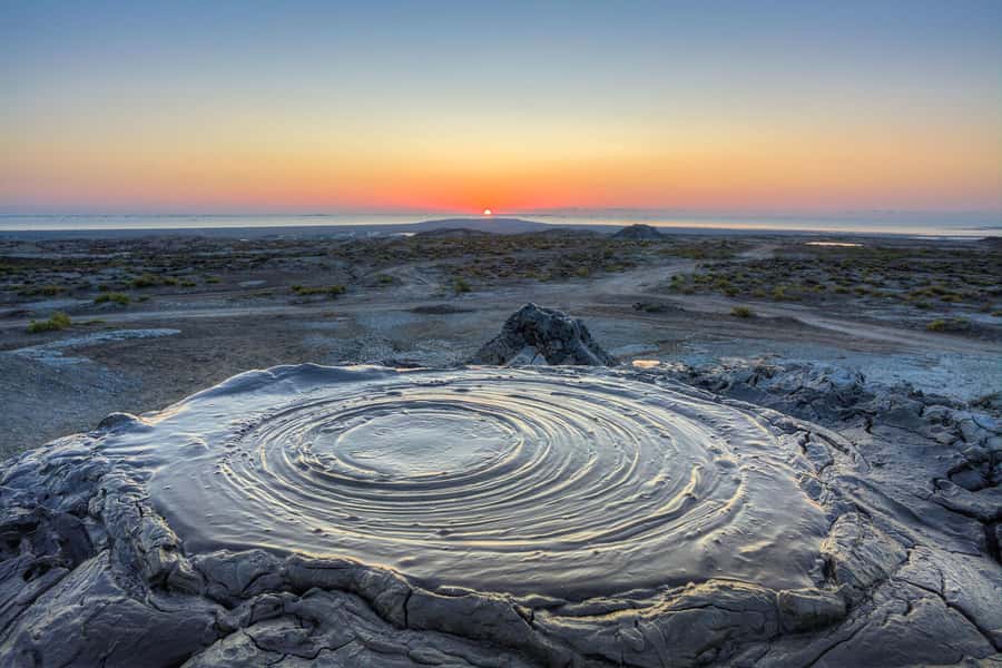 Baku:Gobustan Mud Volcanoes Temple & Entry tickets included - Is $9 good value?