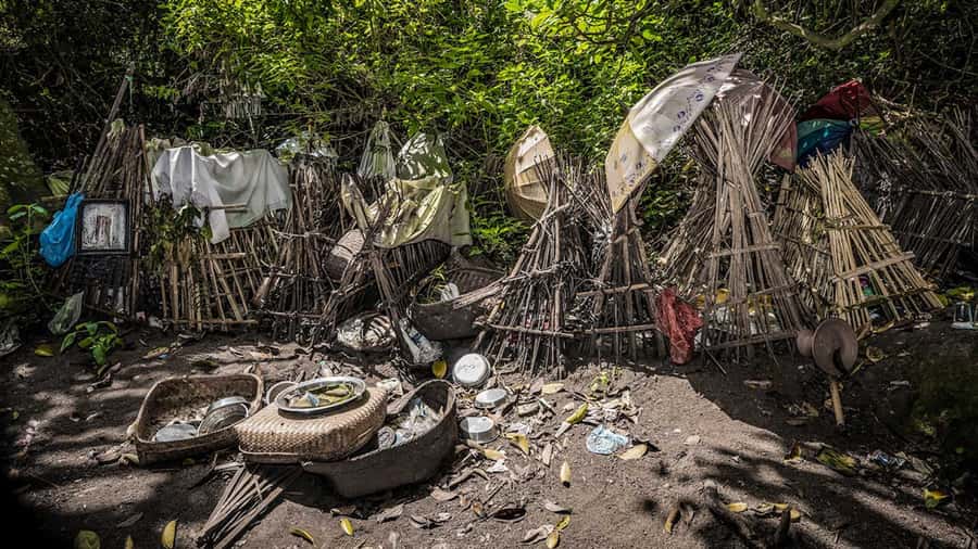 Bali/Batur: Mystical & Burial Rituals Tour with Kehen Temple - Bayung Gede and the hanging placentas