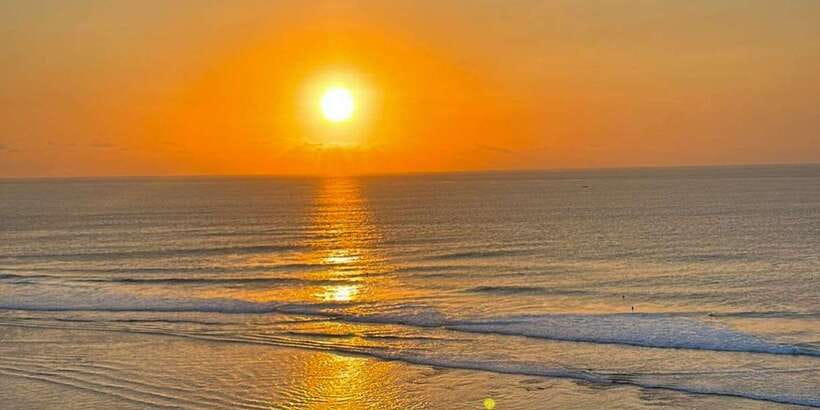 Bali: Beaches, Uluwatu Temple Sunset & Fire Kecak Dance Show - Suluban Beach and its coastal caves