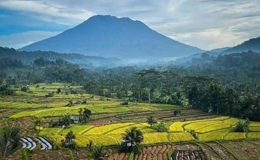 Bali: Besakih Temple and Sidemen Tour - Besakih Temple on the slopes of Mount Agung