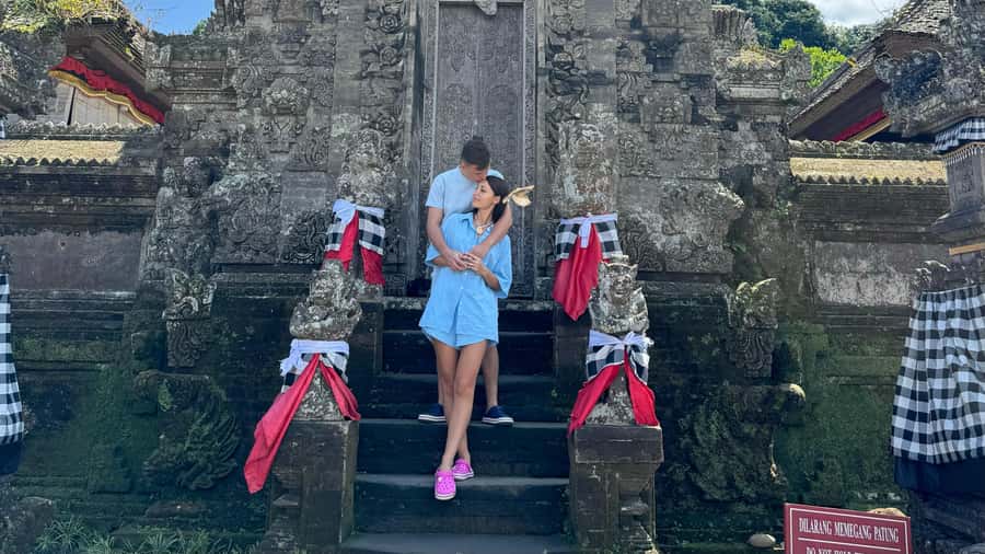 Bali: Besakih temple, Tukad Cepung waterfall, Penglipuran - Penglipuran shows tradition in everyday form