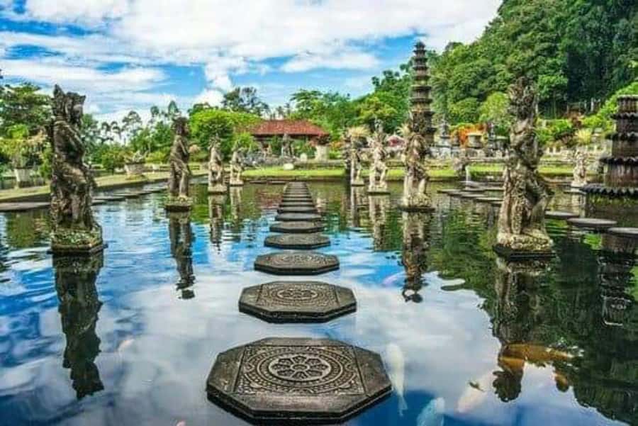 Bali : Day Trip to Besakih Temple & 2 Hidden Waterfalls - Is $40 a good value?