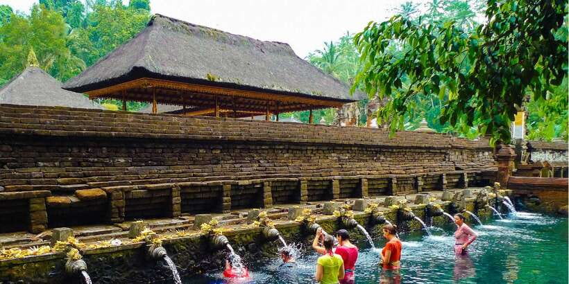 Bali: Full-Day Private Water Temple Ritual & Yoga Class - Tepi Sawah Villa and a proper midday pause