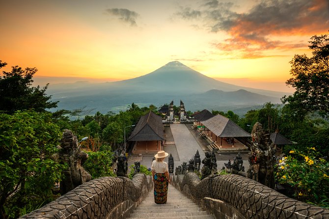 Bali Instagram: Gate of Heaven Temple Tour - Why Lempuyang Temple requires a 4 a.m. start
