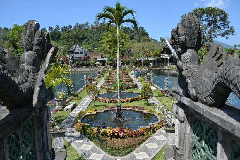 Bali: Lempuyang Temple (Gate of Heaven) and East Bali Tour - Who should book this tour?