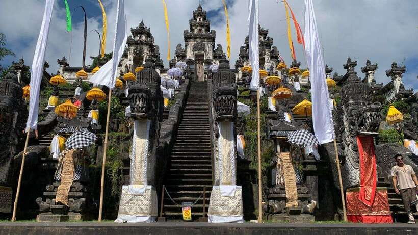 Bali: Lempuyang Temple, Tirta Gangga, and Temesi Waterfall … - Lempuyang Temple and the Heaven Gate
