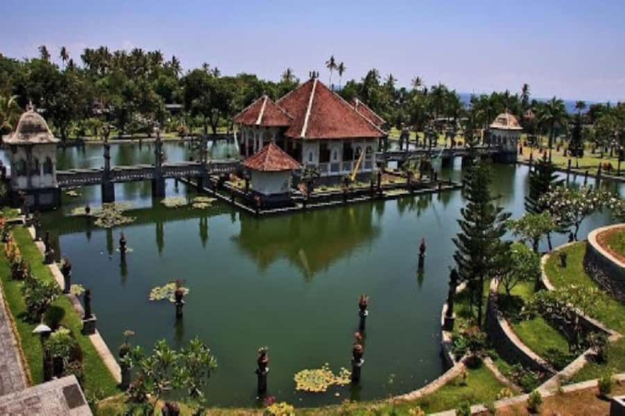 Bali: Lempuyang Temple, Tirta Gangga, Taman Ujung & Beach - Virgin Beach for a gentler finish