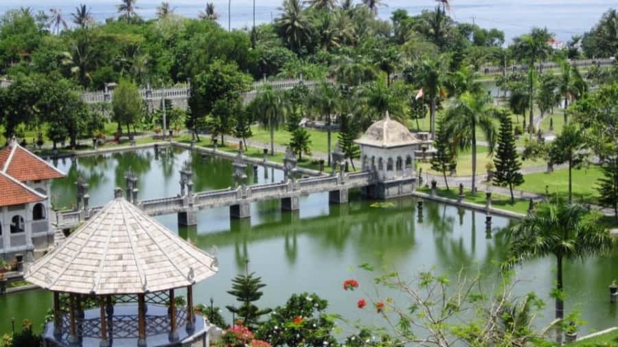 Bali: Lempuyang Temple, Tirta Gangga, Taman Ujung & Beach - Is $72 a fair price?