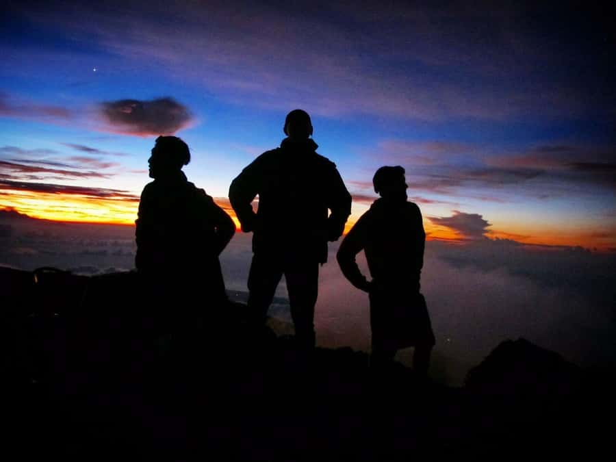 Bali: Mount Agung Sunrise Trekking Tour via Besakih Temple - The descent is where many people struggle