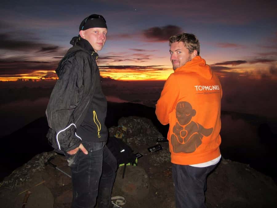 Bali: Mount Agung Sunrise Trekking Tour via Besakih Temple - The 11:00 PM start and the long ascent