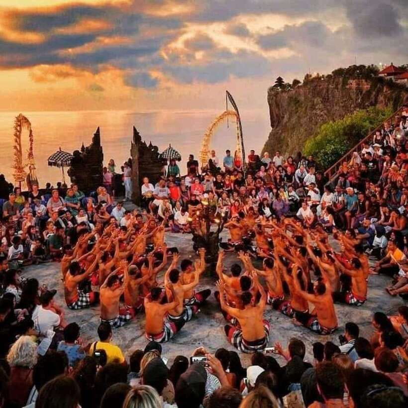 Bali: Padang Padang Beach, Uluwatu Temple & Kecak Dance - Transport, timing, and the value of $50