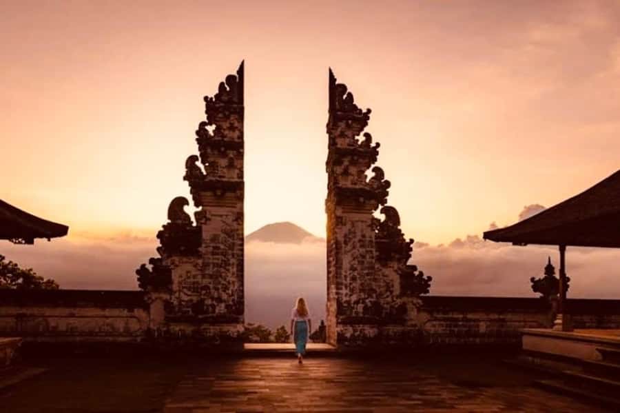 Bali: Private Tour to Lempuyang Temple, Tirta Gangga, and … - Tirta Gangga’s stepping stones and fish-filled pools
