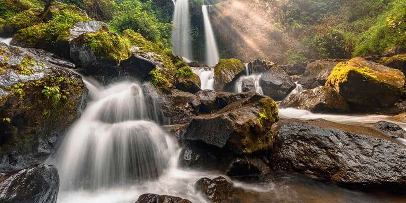 Bali: Secret Garden, Ulun Danu Temple and Waterfall Tour - Why this Bali day trip works