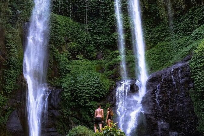 Bali Sekumpul with Fiji Waterfall & Bedugul Temple (Private Tour) - The 8 a.m. departure and the road north