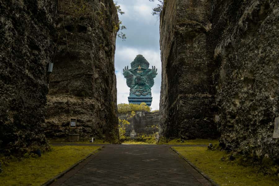 Bali: South Kuta, GWK, Uluwatu Temple, and Water Sport - Seeing the Garuda Wisnu Kencana statue
