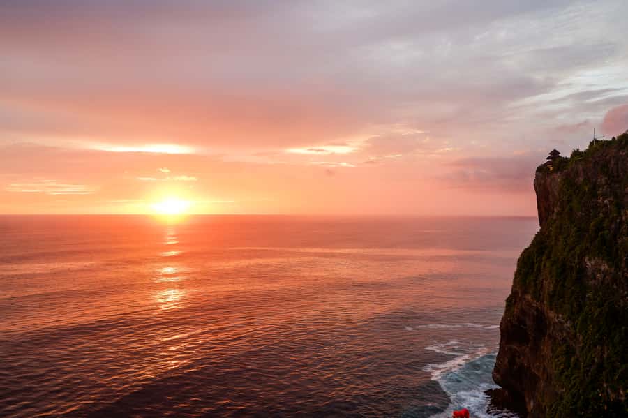 Bali Sunset: Uluwatu Temple, Kecak Dance and Jimbaran Bay - Jimbaran Bay and the optional seafood dinner