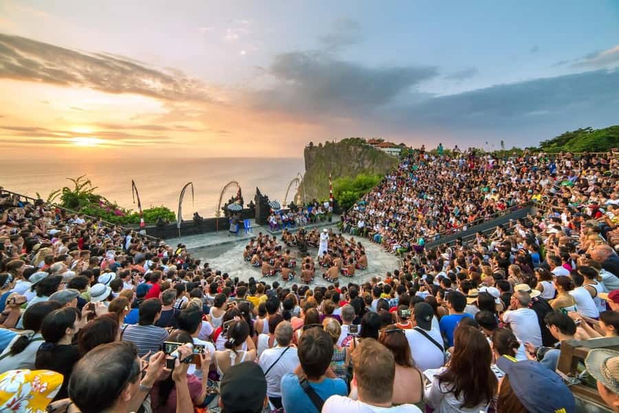 Bali: Sunset Uluwatu Temple & Kecak Fire Dance Private Tour - What the $49 price really covers