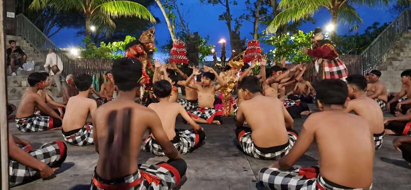 Bali: Tanah Lot Temple Sunset Kecak & Fire Dance Show Ticket - Key points to know before booking