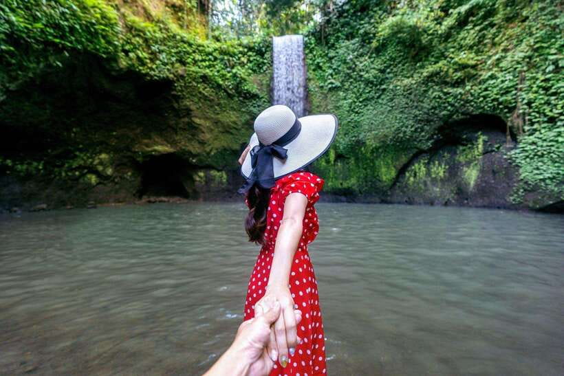 Bali: Ubud Tour with Tirta Empul Temple and Rice Terrace - Tibumana Waterfall and the value of two water stops