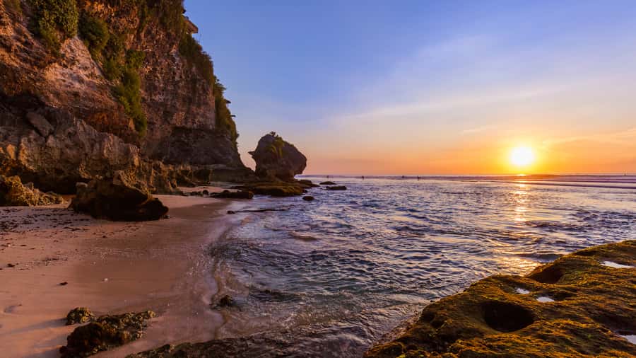 Bali: Uluwatu ATV Quad Bike with Temple Tour & Kecak Dance - The Kecak performance as the sun goes down