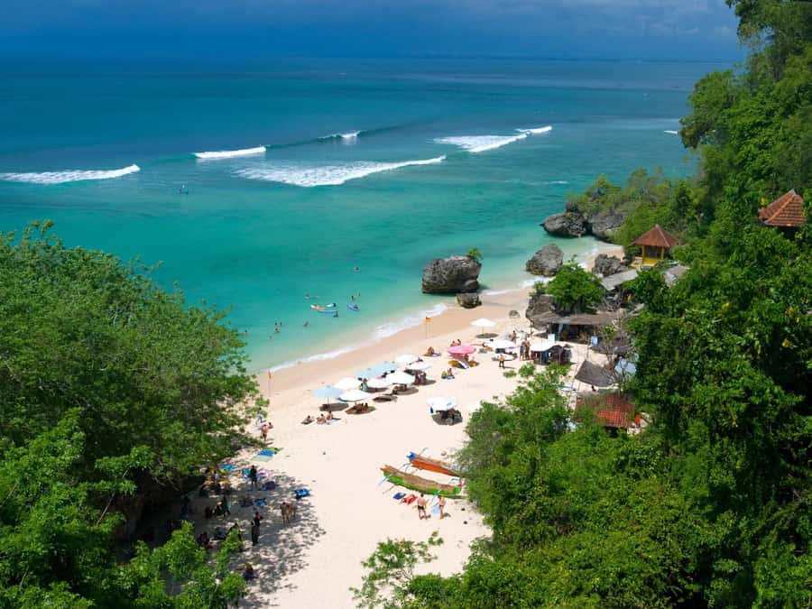 Bali: Uluwatu Temple, Kecak Dance, and Jimbaran Dinner Tour - Uluwatu Temple above the sea