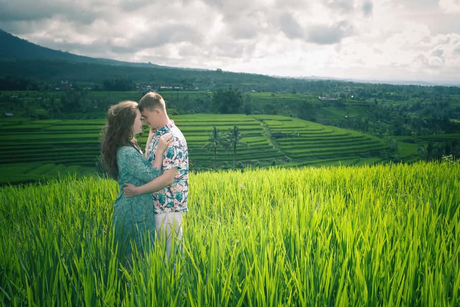 Bali: Water Temple, Waterfalls and Unesco Rice Terrace Tour - Tanah Lot closes the day with surf and sunset