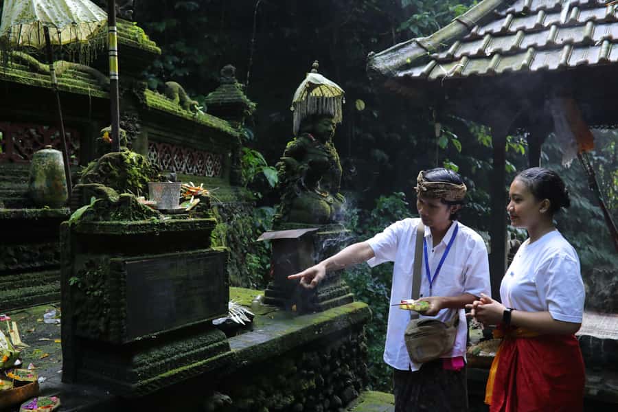Balinese Purification at holy water temple with Local - Taking part in the holy water purification