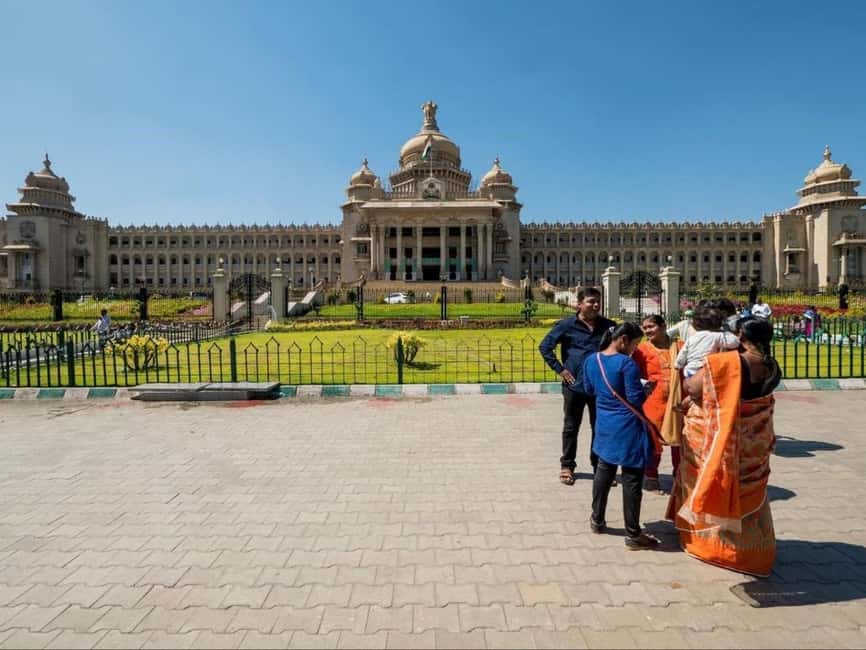 Bangalore City Tour: Walking, Palace & Temples - Guide quality can make or break the experience
