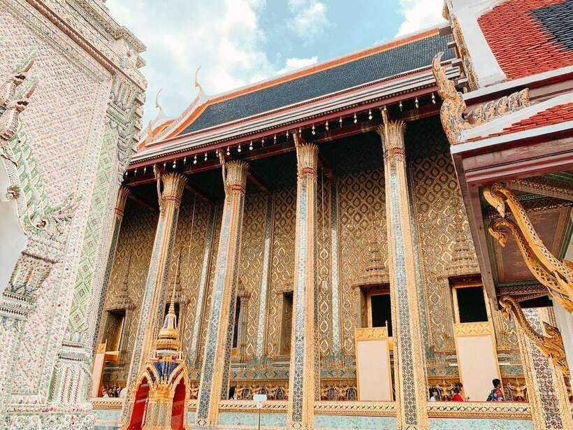 Bangkok: 2 Hours Grand Palace & Wat Pho Private Tour - Wat Pho and the reclining Buddha