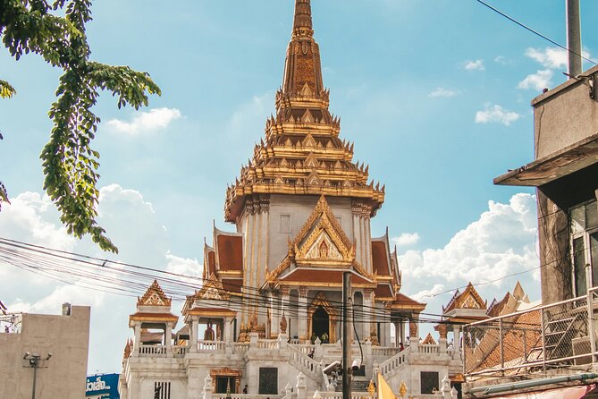 Bangkok 3 Temple Walking Tour: Wat Arun, Wat Pho, Wat Traimit - Is $162.80 good value?
