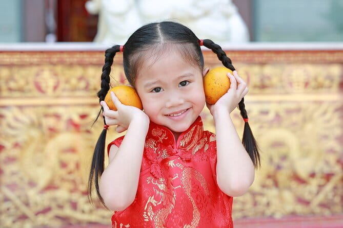 Bangkok Ayutthaya Temples and Boat Tour with Lunch - Riverside lunch in the middle of the day