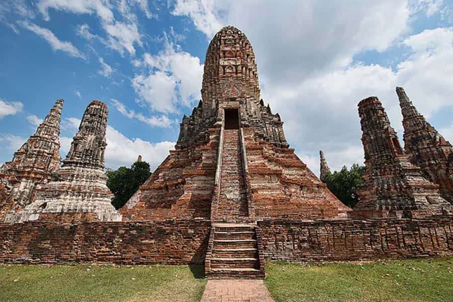Bangkok: Ayutthaya Temples and River Cruise Day Tour - Key points at a glance