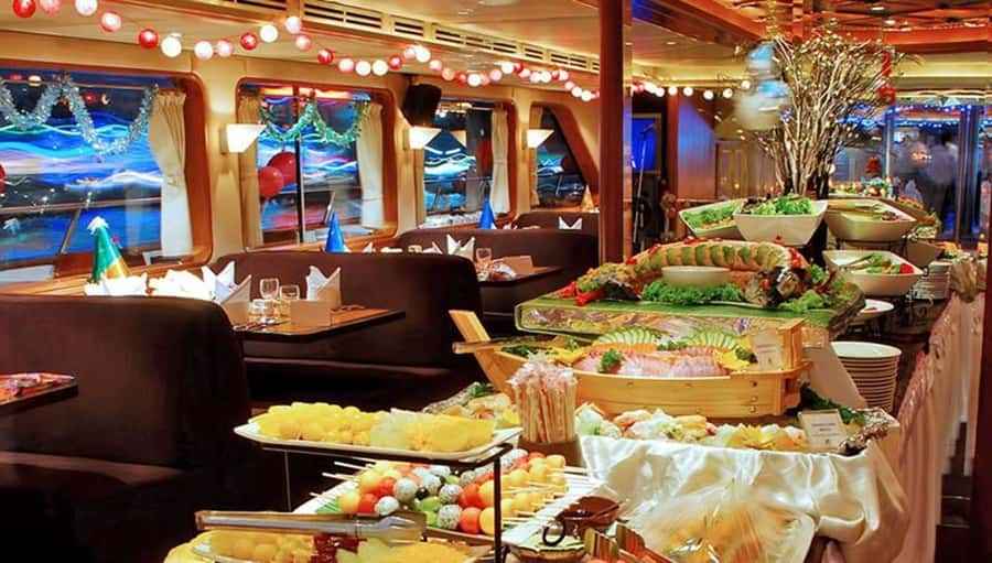 Bangkok: Ayutthaya Temples and River Cruise Day Tour - Starting at River City Bangkok