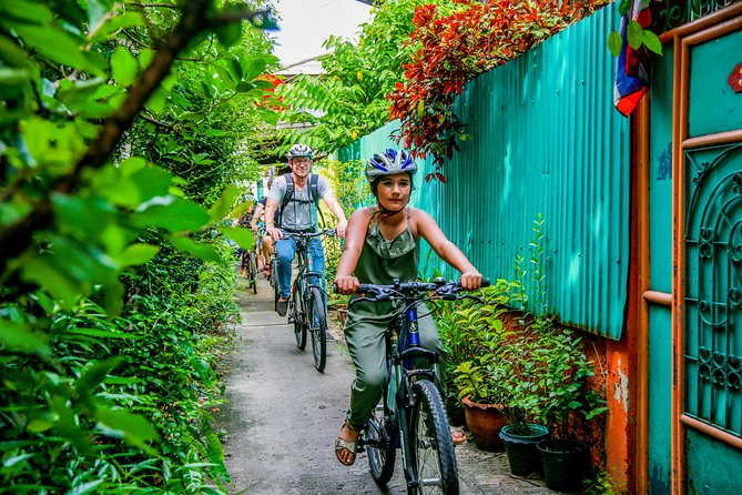 Bangkok: Backstreets and Temple Historic Bike Tour - A ferry across the Chao Phraya River